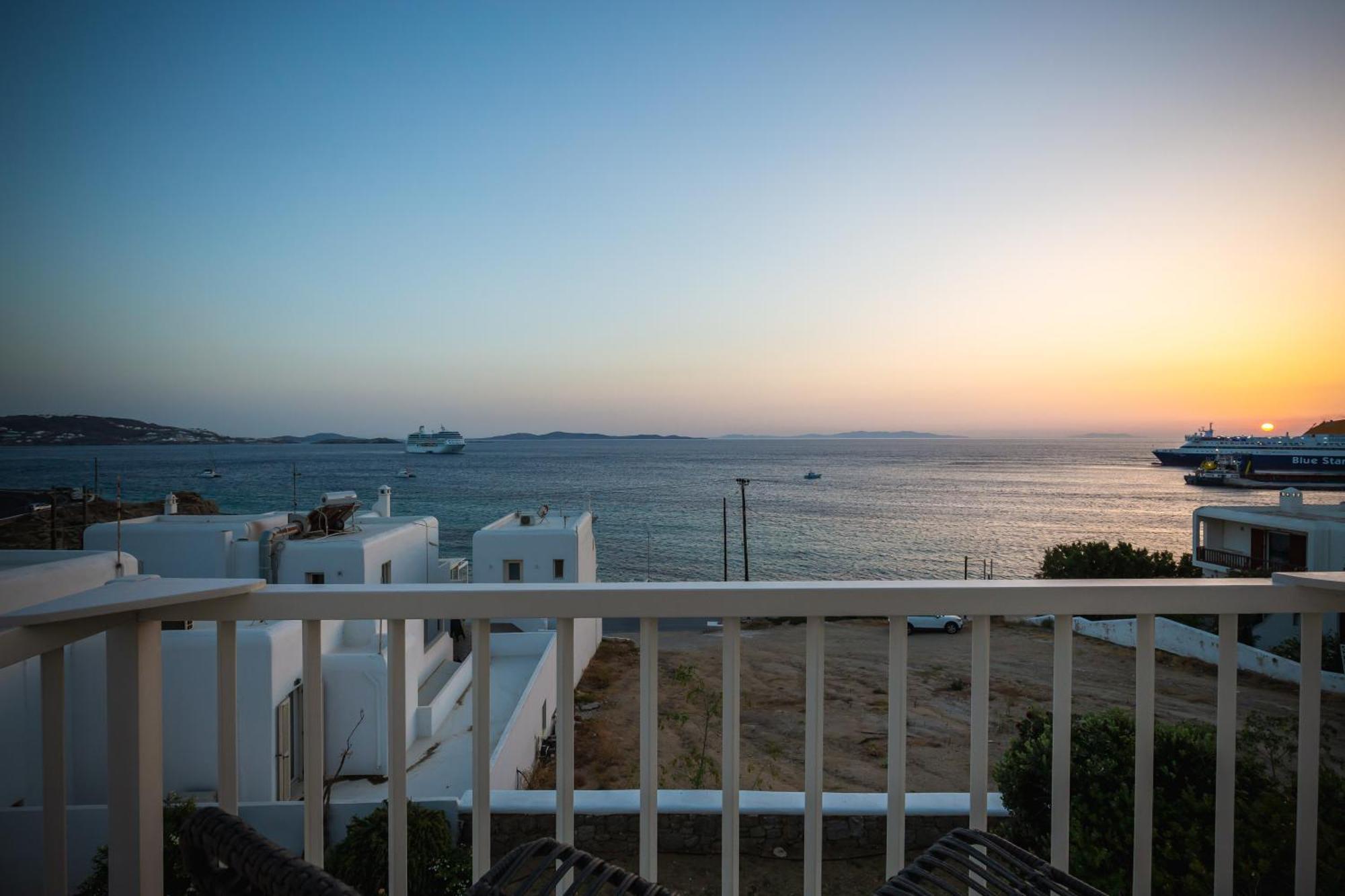 Namaste Boutique Apartments Mykonos トゥルロス エクステリア 写真