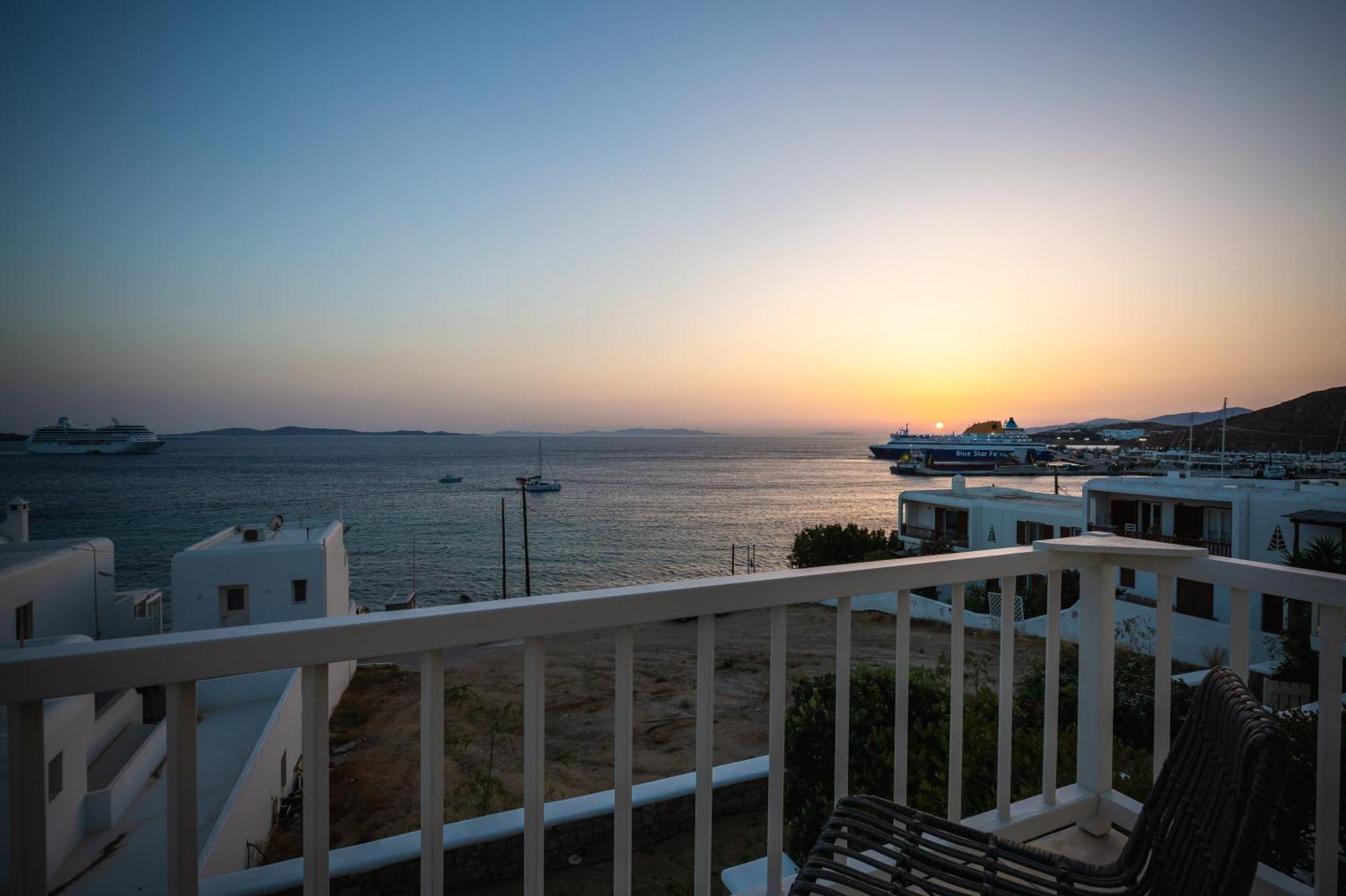 Namaste Boutique Apartments Mykonos トゥルロス エクステリア 写真